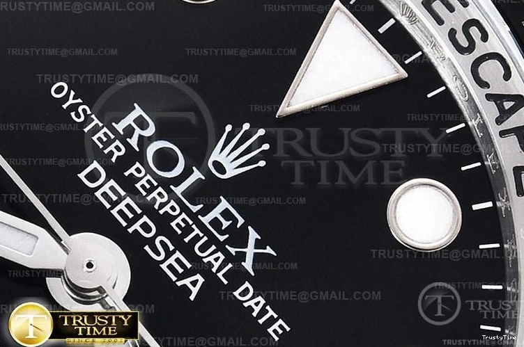 0113 ROLSD093 – Deep Sea Dweller Black Contemporary 1015